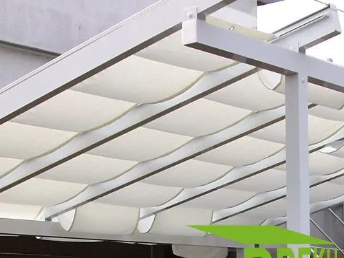Terrassendach Beschattung weiß